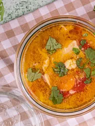 Asiatisk kylling med gulrot og eggesuppe