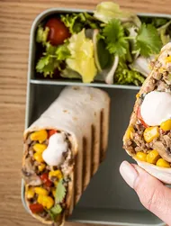Burrito med kjøttdeig, sopp og mais