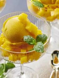 Enkel mangosorbet med 2 ingredienser