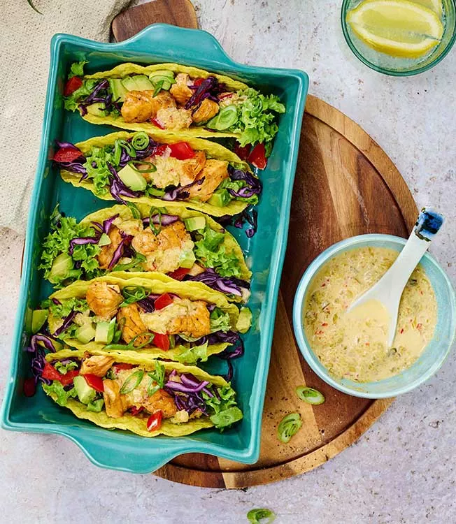 Ananasmajonesdipp med laksetaco