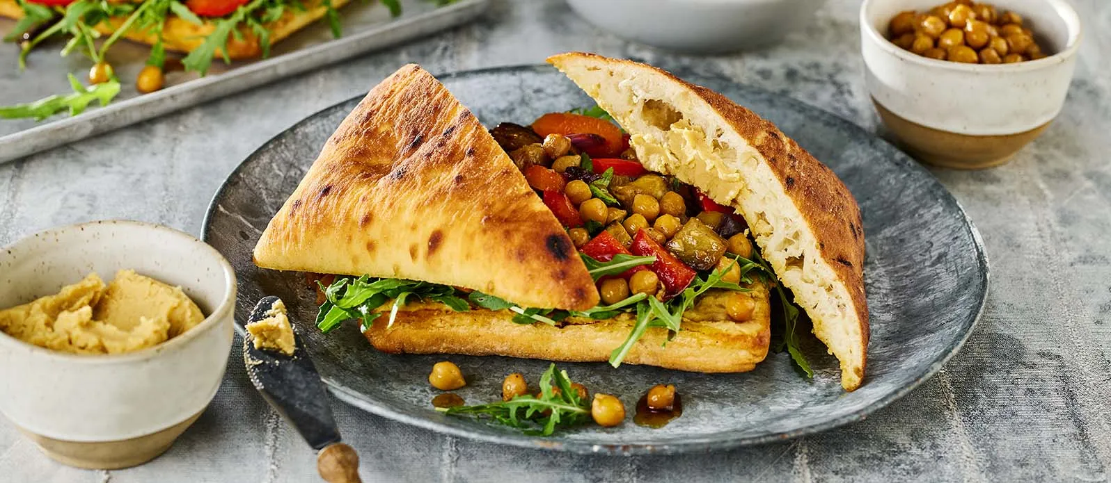 Vegetarisk hummussandwich