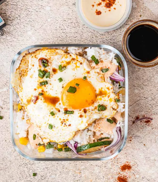Rissalat med squash og egg