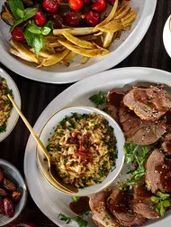 Langtidsstekt lammelår med orzo pilaff