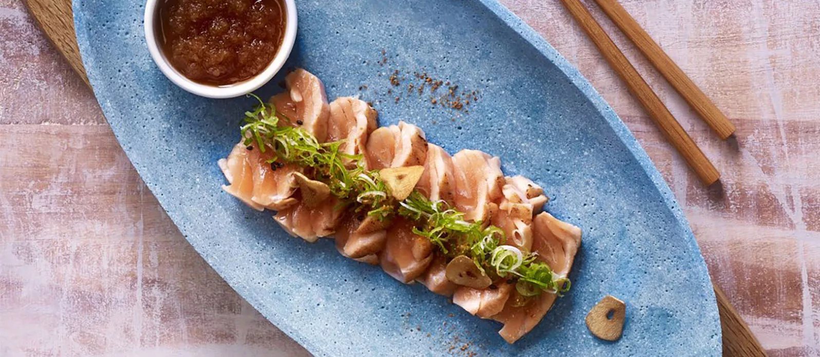 Pikante biter stekt laks med ponzu
