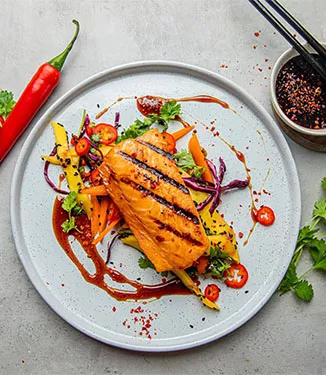 Grillet laks med mangosalat